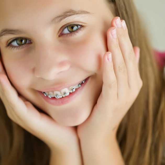 تقويم الأسنان للأطفال، تقويم الأسنان للمراهقين، أسعار تقويم الأسنان في مصر، أفضل مركز تقويم أسنان للأطفال، تقويم شفاف للأطفال، تكلفة تقويم الأسنان للمراهقين، علاج بروز الأسنان عند الأطفال، أنواع تقويم الأسنان للأطفال، متى يبدأ تقويم الأسنان للأطفال، تقويم أسنان بدون ألم، تقويم الأسنان المتحرك للأطفال، مدة تقويم الأسنان للأطفال، تقويم الأسنان المبكر، تقويم الأسنان في سن 12، طبيب تقويم أسنان للأطفال، مشاكل الأسنان عند الأطفال، جهاز توسيع الفك للأطفال، فوائد تقويم الأسنان للمراهقين، تقويم الأسنان المعدني، السن المناسب لتقويم الأسنان، تقويم الأسنان الوقائي، تقويم الأسنان الثابت للأطفال، أعراض تحتاج لتقويم الأسنان، علاج تزاحم الأسنان، نصائح بعد تركيب التقويم، العناية بتقويم الأطفال، مشاكل التقويم عند المراهقين، نتائج تقويم الأسنان قبل وبعد، تقويم الأسنان بالتقسيط في مصر، تقويم الأسنان للأسنان اللبنية